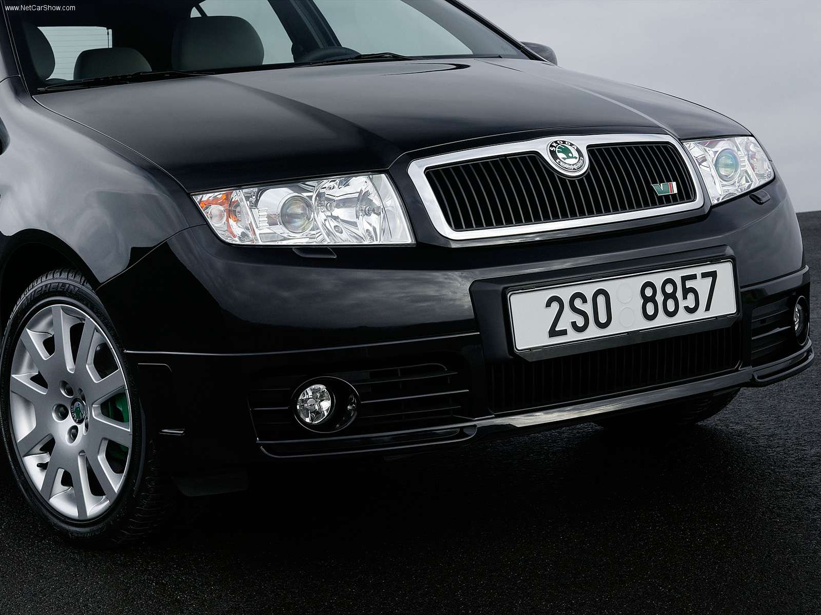 Skoda-Fabia_RS_2003_1600x1200_wallpaper_0b.jpg