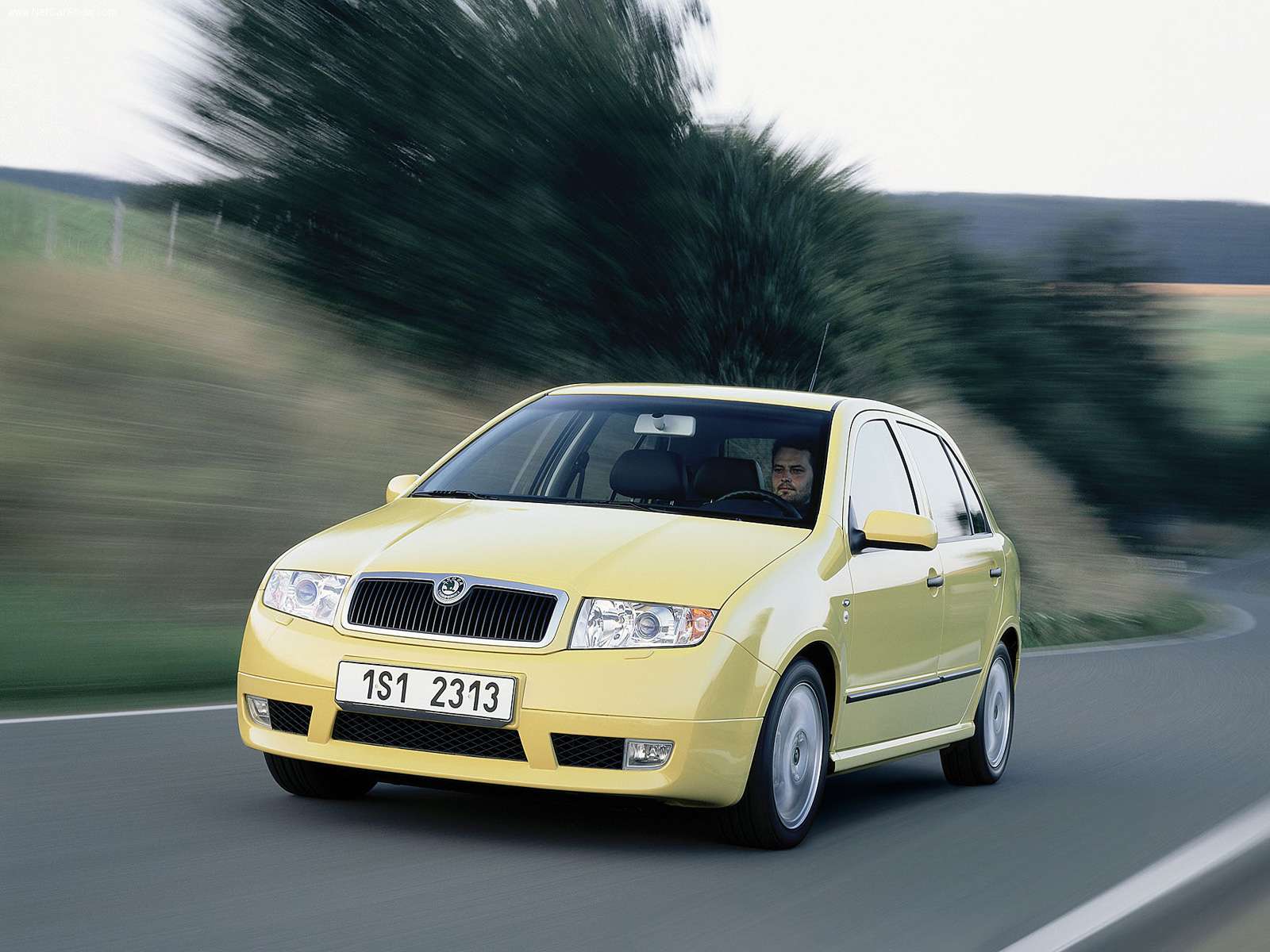 Skoda-Fabia_2003_1600x1200_wallpaper_03.jpg