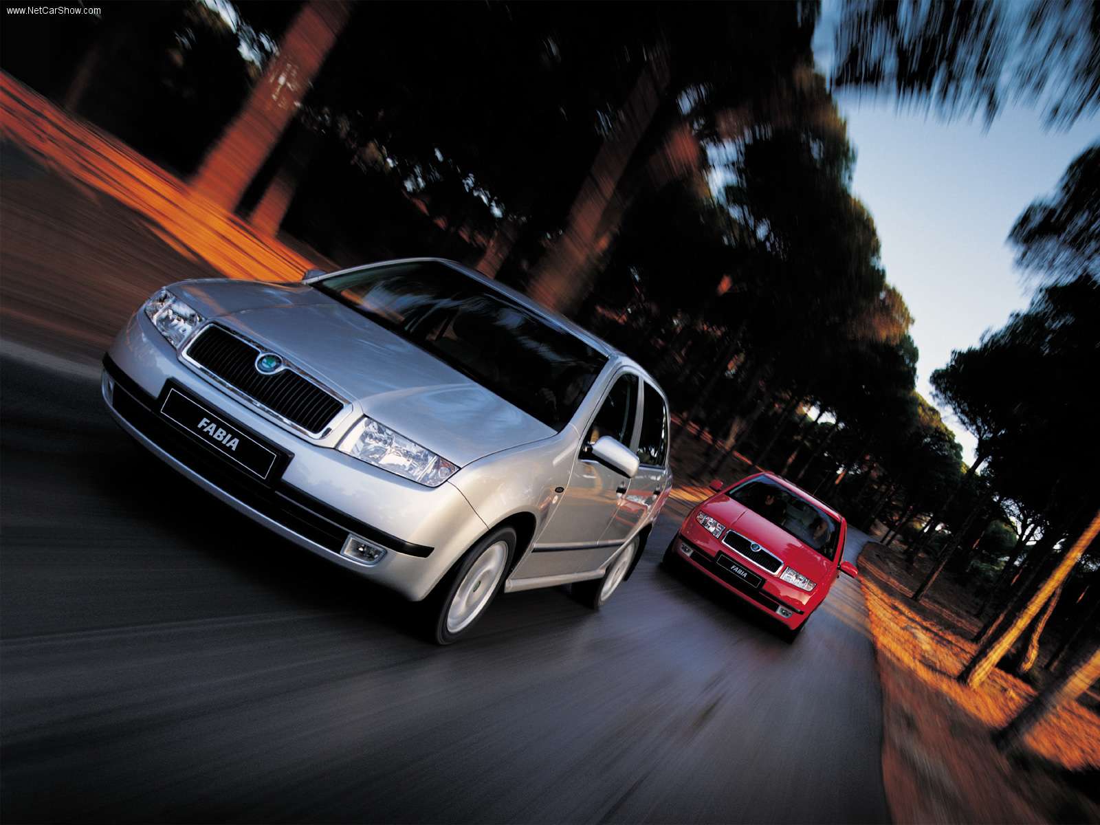 Skoda-Fabia_2000_1600x1200_wallpaper_05.jpg