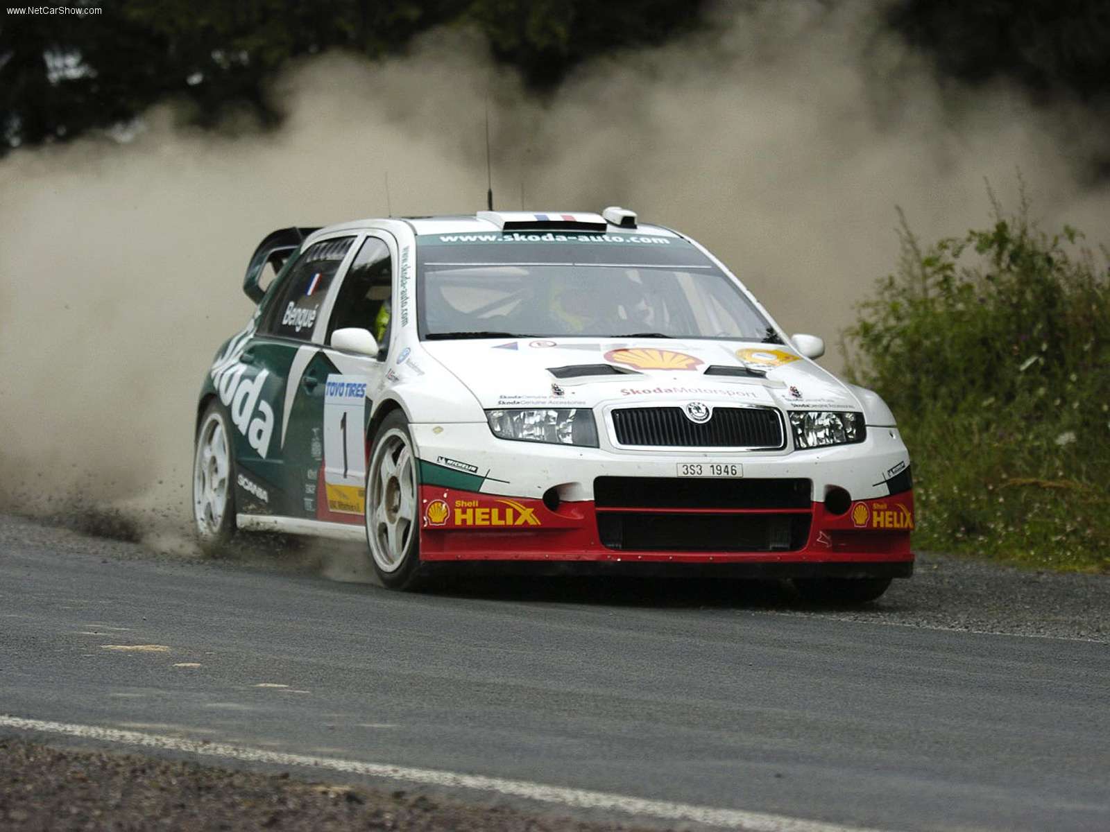Skoda-Fabia_WRC_05_2005_1600x1200_wallpaper_02.jpg