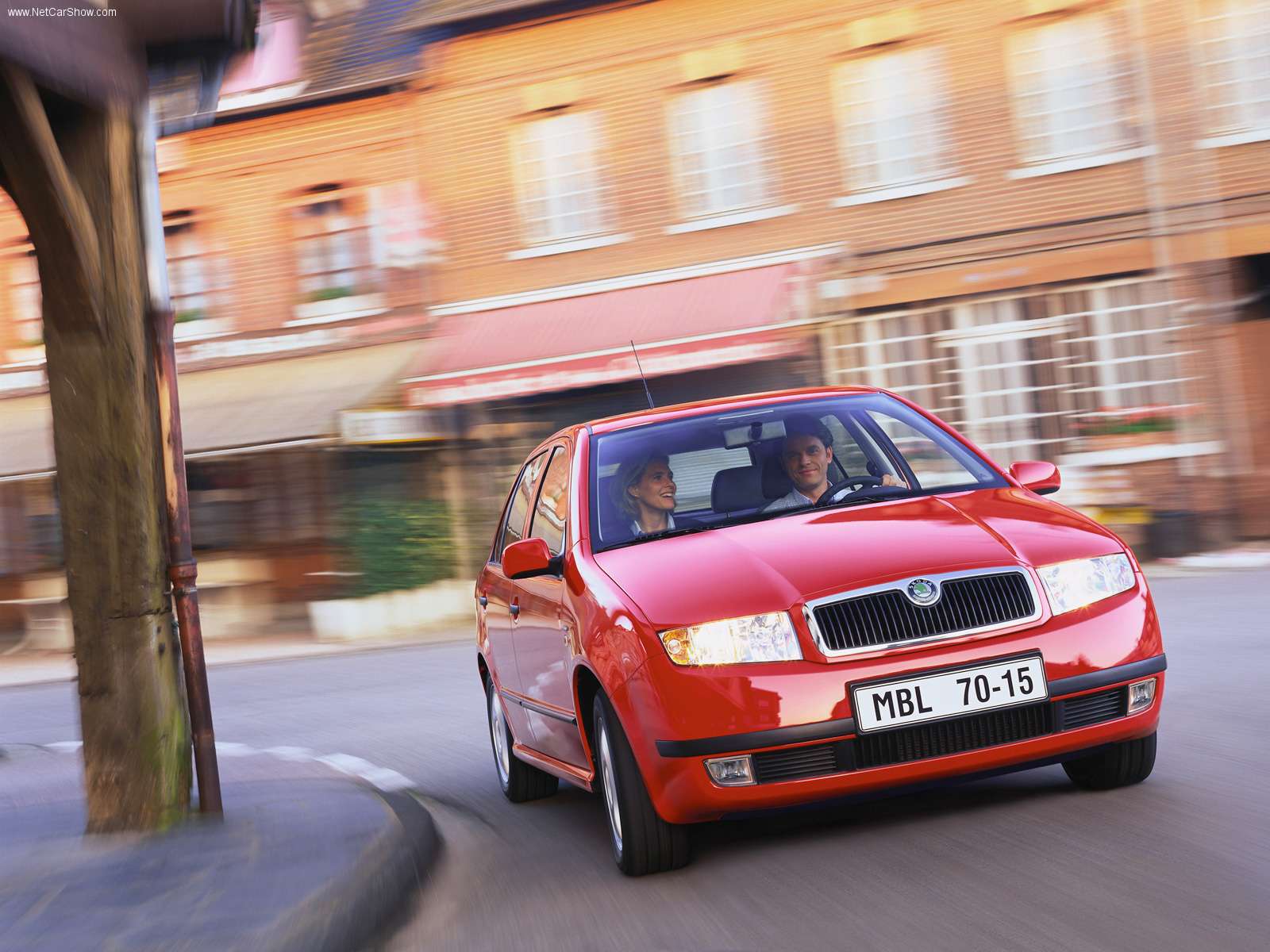 Skoda-Fabia_2000_1600x1200_wallpaper_12.jpg