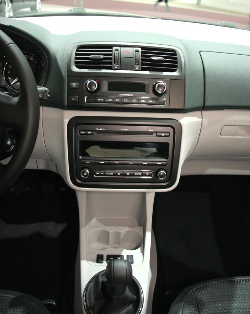 Autosalon08.jpg