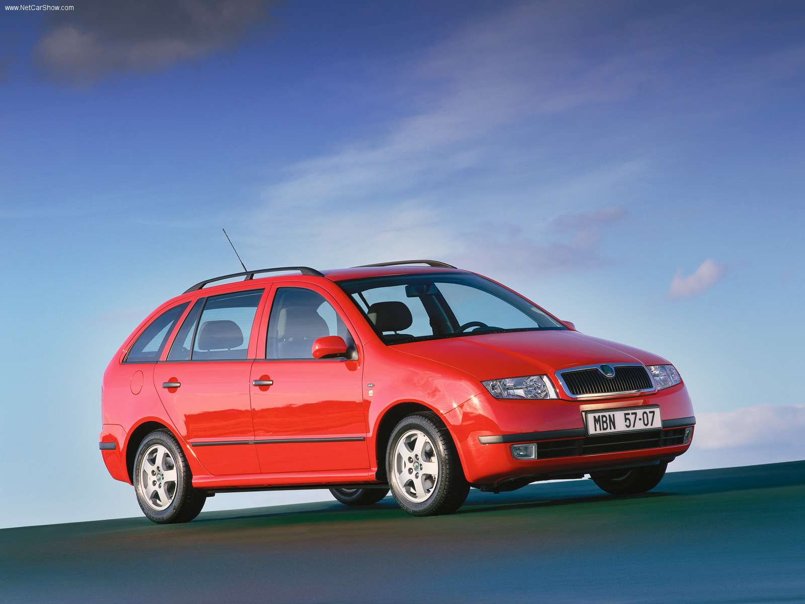 Skoda-Fabia_Combi_2000_1600x1200_wallpaper_04.jpg