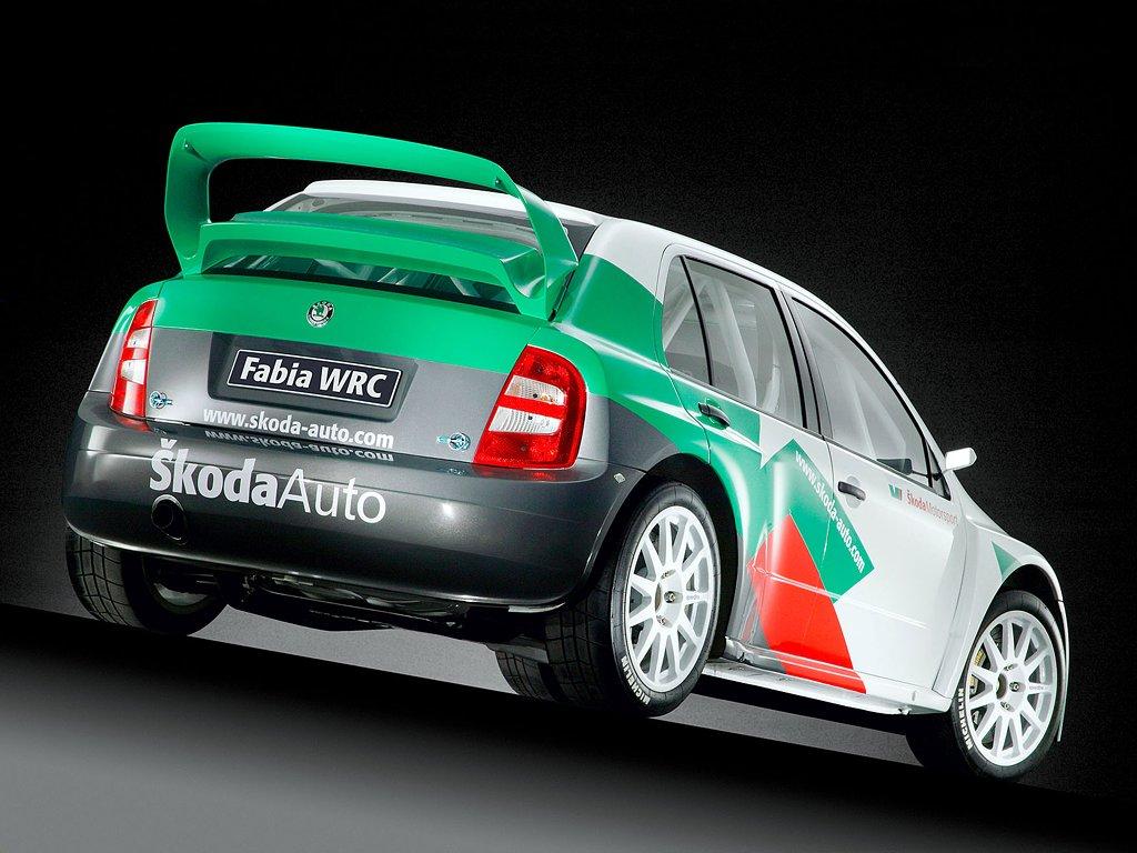 Skoda-Fabia_WRC_05_2000_1024x768_wallpaper_01a.jpg