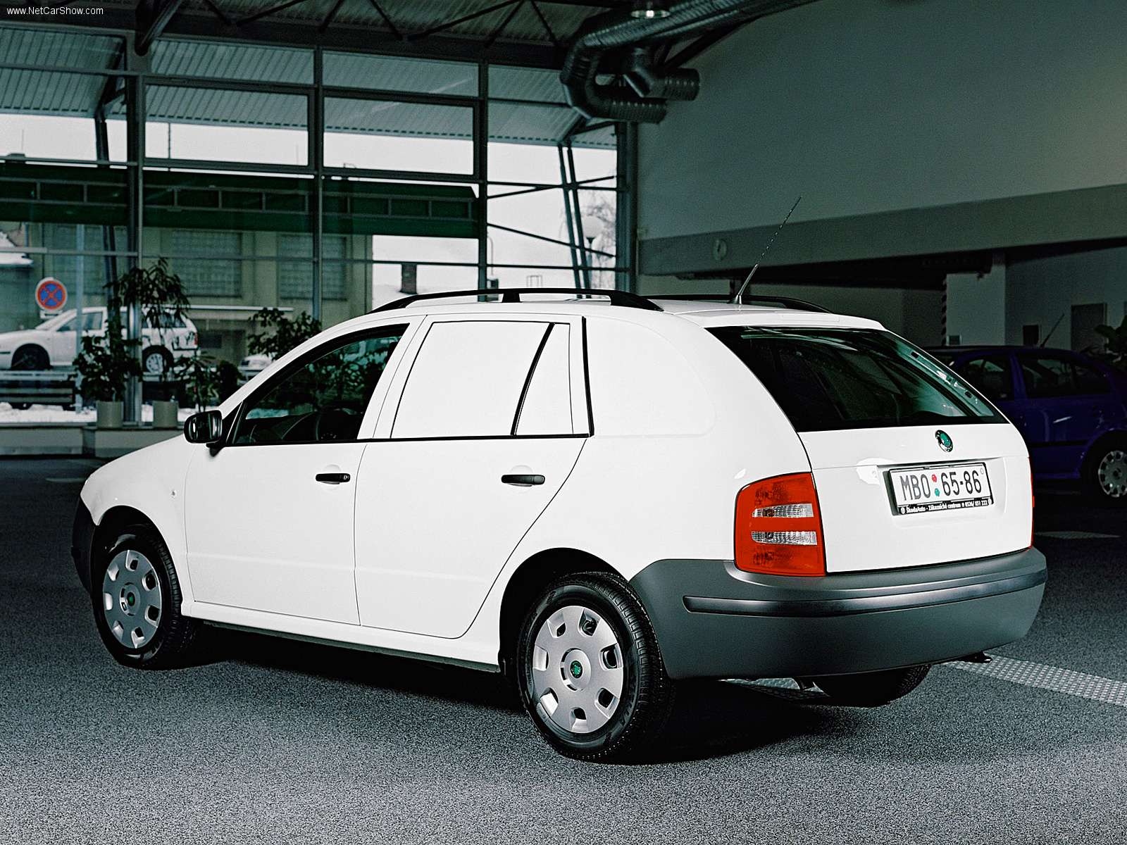 Skoda-Fabia_Praktik_2002_1600x1200_wallpaper_09.jpg