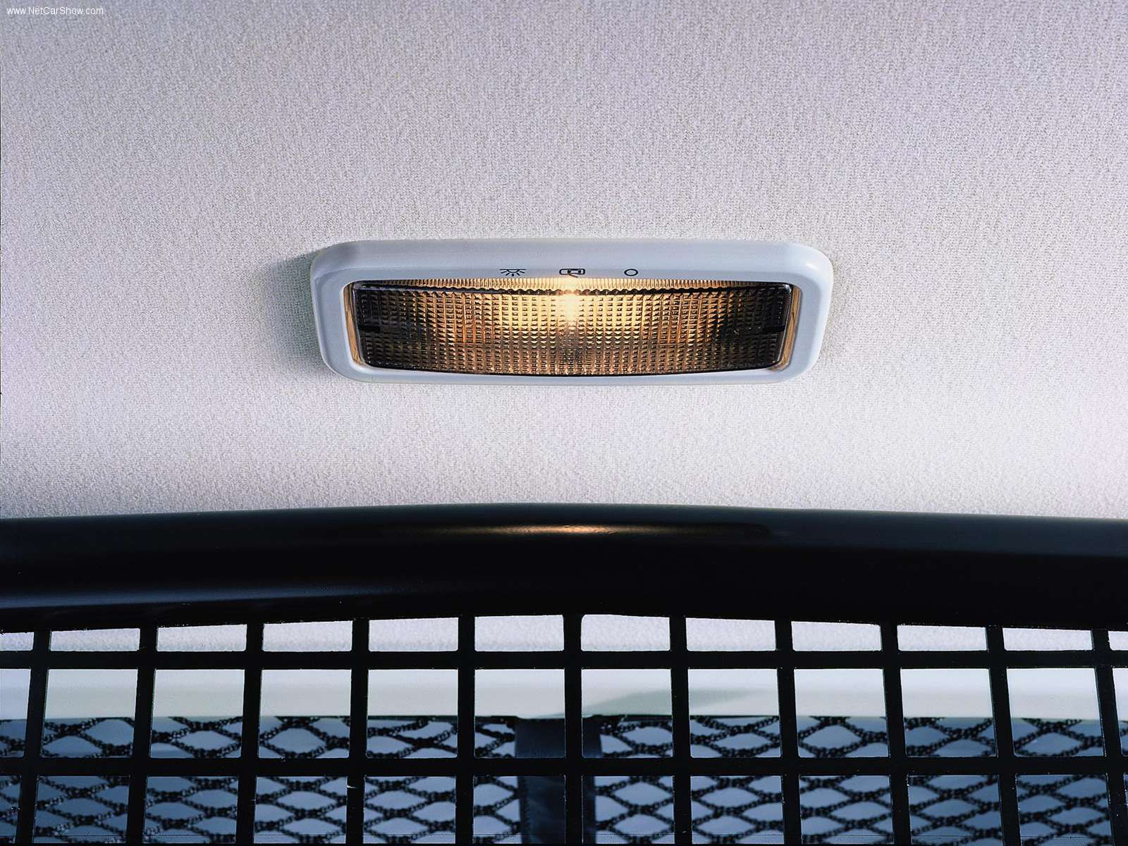 Skoda-Fabia_Praktik_2002_1600x1200_wallpaper_14.jpg